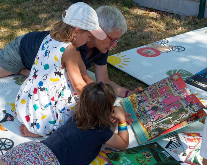 Visuel de l’événement « Lecture au Festival Open’Air au parc de la Coulée Verte »