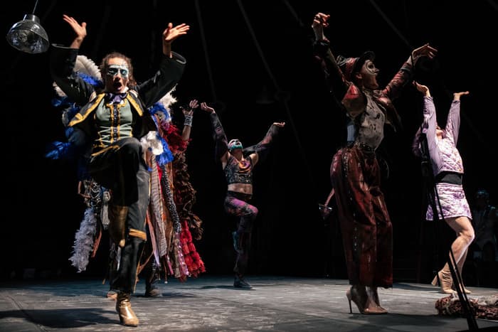 Visuel de l’événement « Le premier artifice | Arts du cirque »