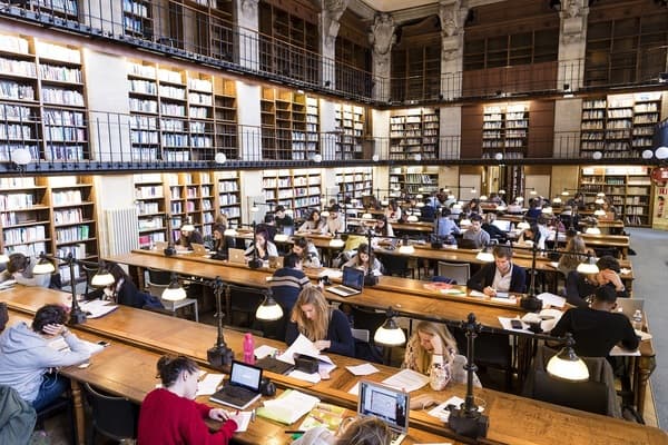 Photographie du lieu : Bibliothèque Universitaire des Sciences de l'Homme