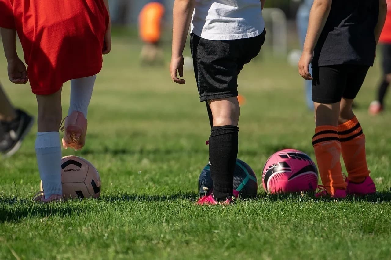 Visuel de l’événement « ISSY-LES-MOULINEAUX : ⚽♻️ Foot Tri : à vous de jouer pour bien trier ! »