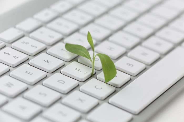 Visuel de l’événement « Nettoyer, réparer, prolonger : le numérique autrement »
