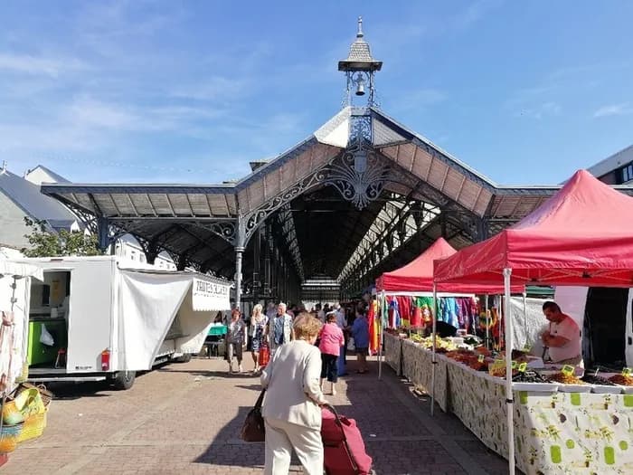 Visuel de l’événement « Marché de Châteauneuf-sur-Loire - Vendredi »