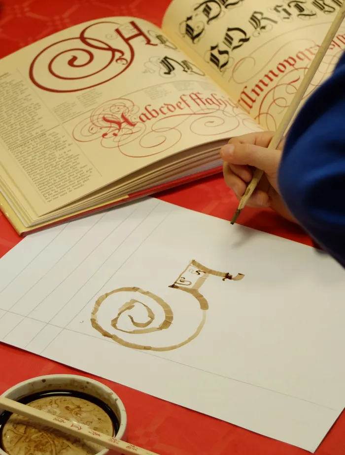 Visuel de l’événement « PLUMES & CALAMES
Atelier créatif - Initiation à la calligraphie »