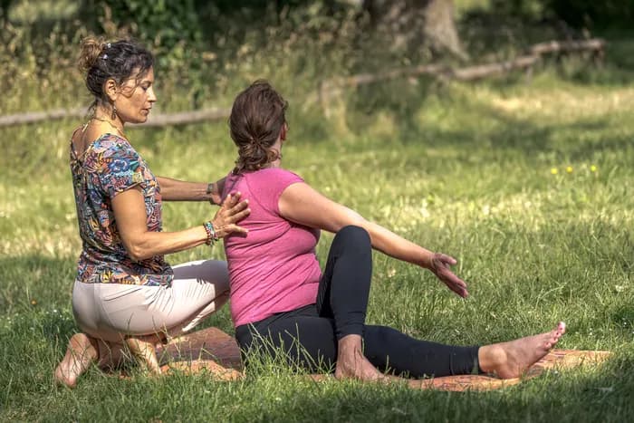 Visuel de l’événement « Yoga, Voyage Sonore et Routine Pilates - Vacances d'automne Octobre 2026 »