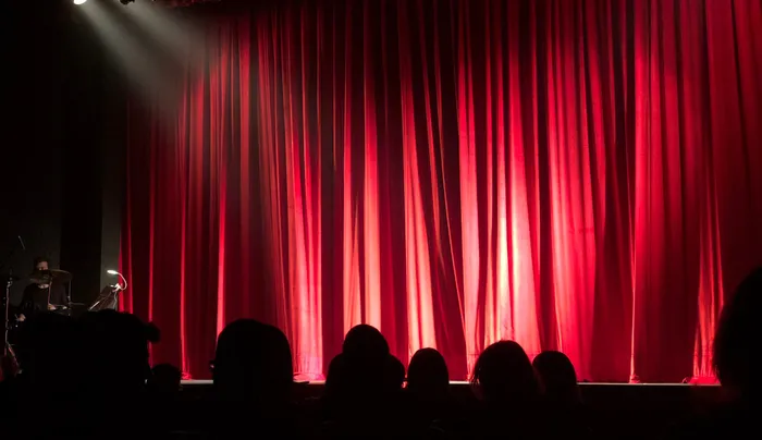 Visuel de l’événement « Spectacle En quête illuminée »