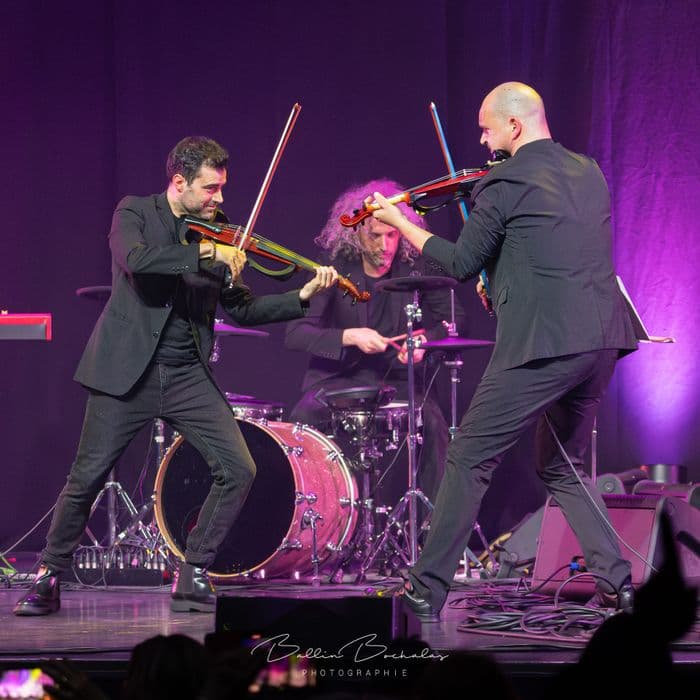 Visuel de l’événement « FESTIVAL 31 NOTES D'ÉTÉ | LAUNAC – Création FÔM pop rock quartet & l'OCT & Yohann Hennequin de Cats On Trees »