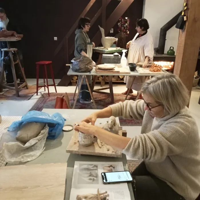 Visuel de l’événement « Stage de modelage avec Natacha Mondon »