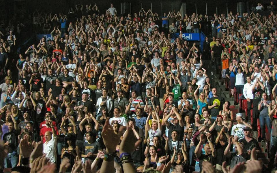 Photo d’illustration : un concert, scène et public